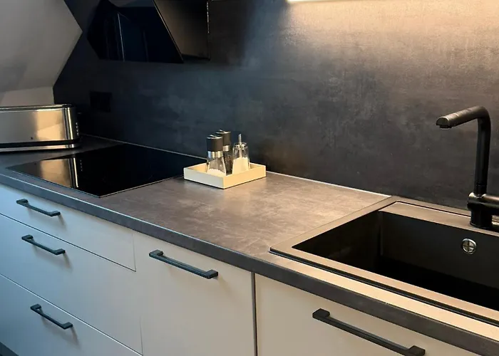 Ueber Den Daechern Von Schlafen! *