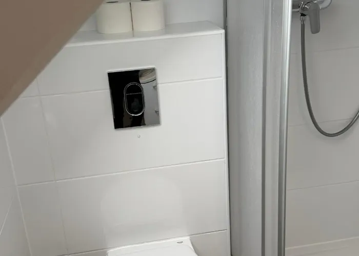 Ueber Den Daechern Von Schlafen! Daire